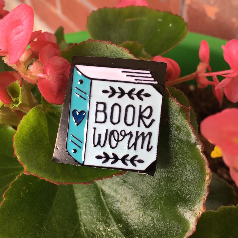LAST ONE🔥3/$15⚡️Book 🐛 Worm Pin - Picture 1 of 6